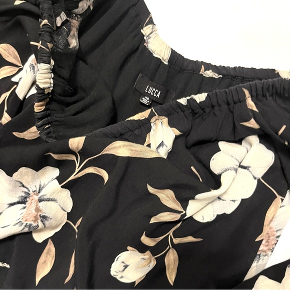 Lucca black and cream floral off the shoulder bell sleeve crop top blouse sz XS - Picture 6 of 16